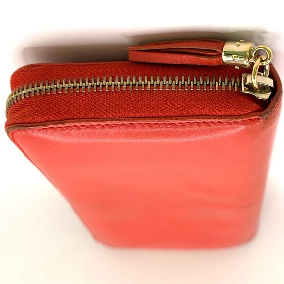 Gucci Pebbled Calfskin Soho Zip Around Wallet - Picture 3 of 9